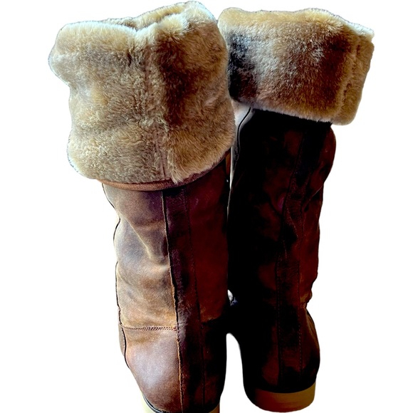 Sabetha Brown Leather Boots with Fur Women’s NWT
Size 11 - Picture 6 of 10